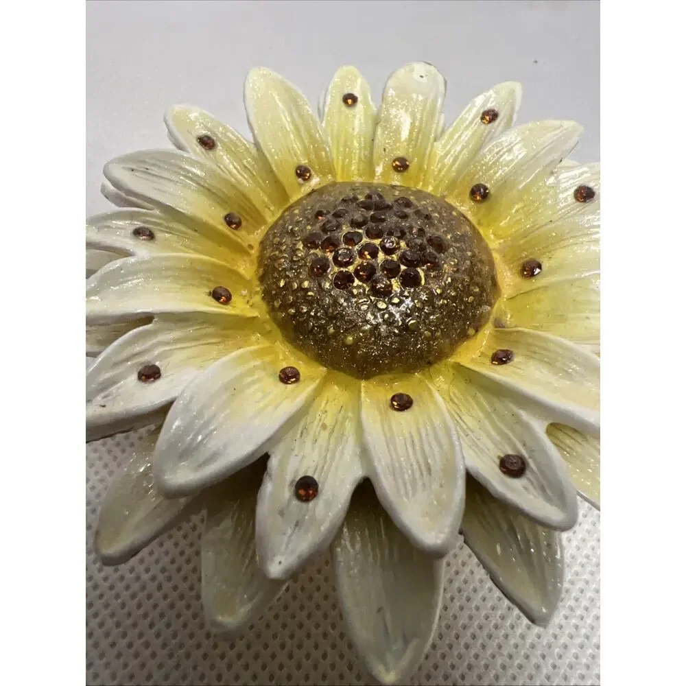 Flower Rhinestones & Gold Trim Jewelry Trinket Box